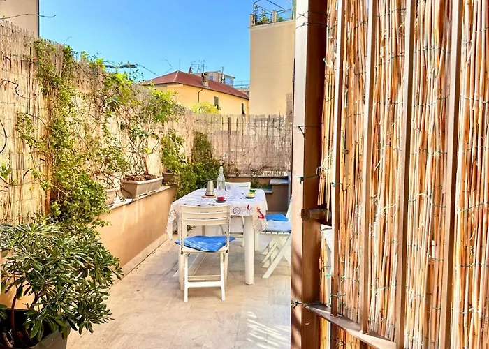 Hostdomus - Casa Arianna * Finale Ligure