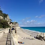 Apartment Hostdomus - Casa Arianna Finale Ligure