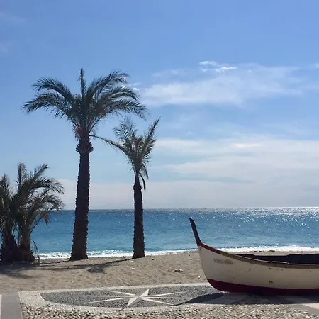 公寓 Hostdomus - Casa Arianna 菲纳莱利古雷