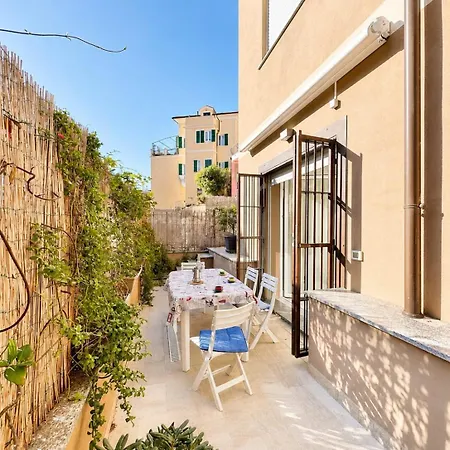 Hostdomus - Casa Arianna * Finale Ligure